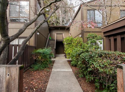 8 Pearce Mitchell Exterior