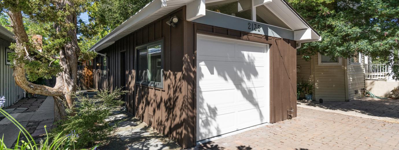 Exterior Front and Walkway