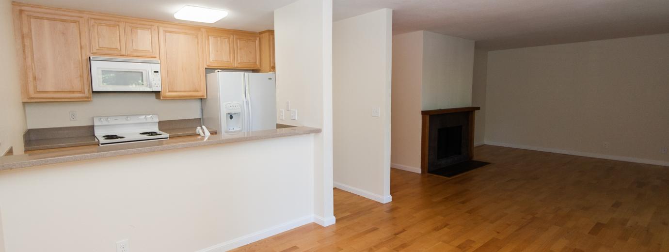 Pearce Mitchell Place E | Stanford Rental Homes