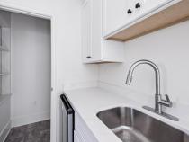 624-6 Kitchenette